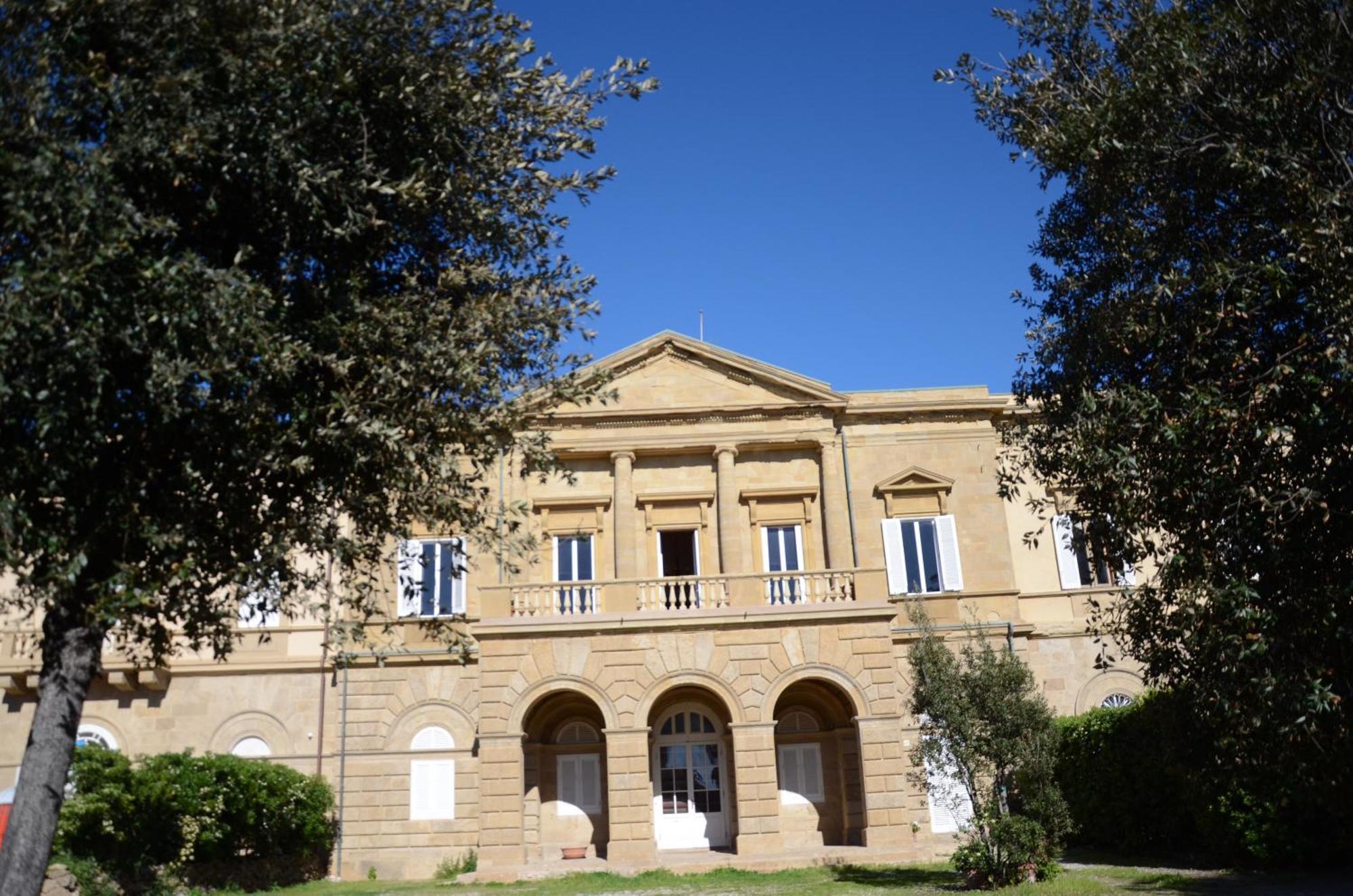 Villa Anselmi - Arteindiretta リヴォルノ エクステリア 写真